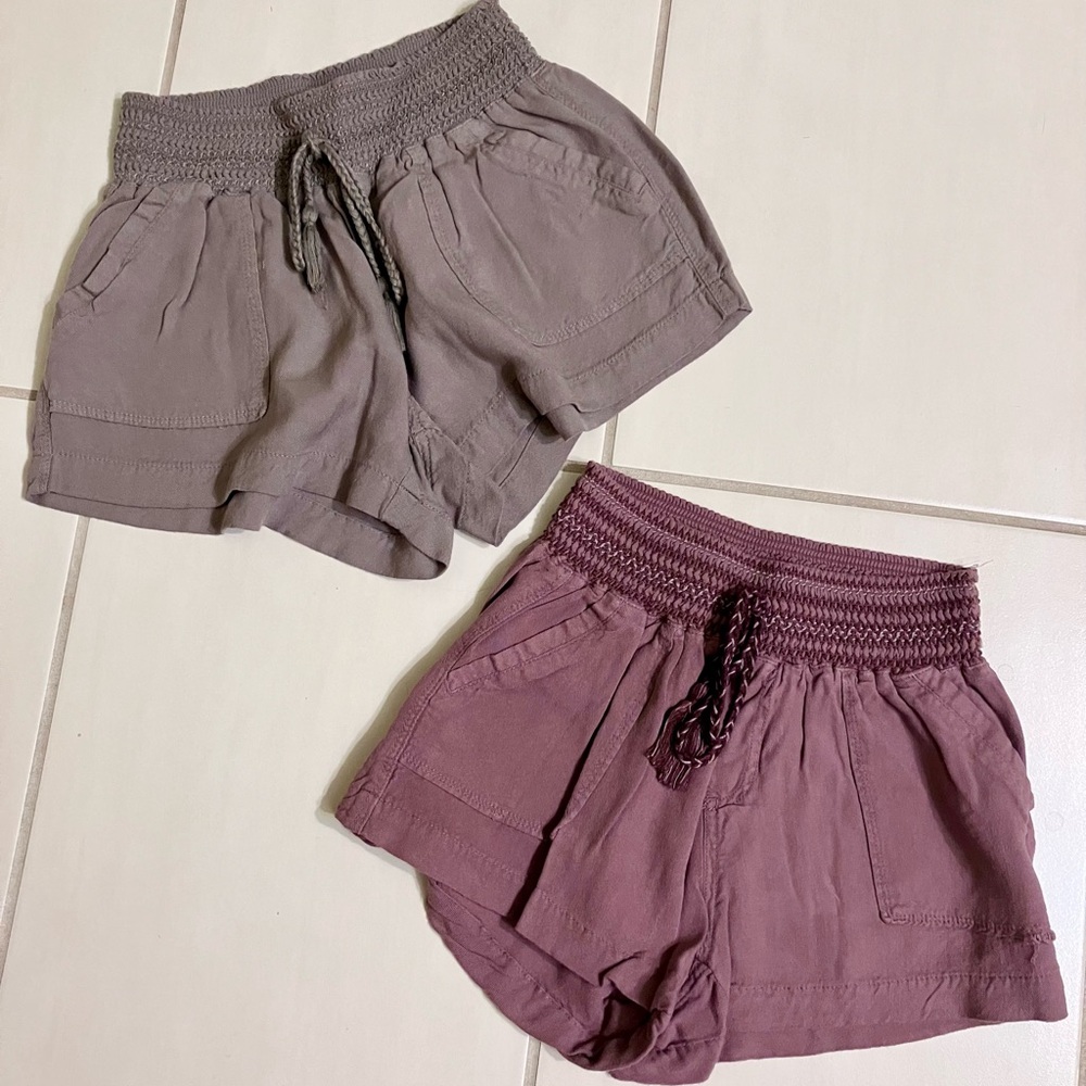 Women's Casual Shorts - Mauve and Greenish grey
